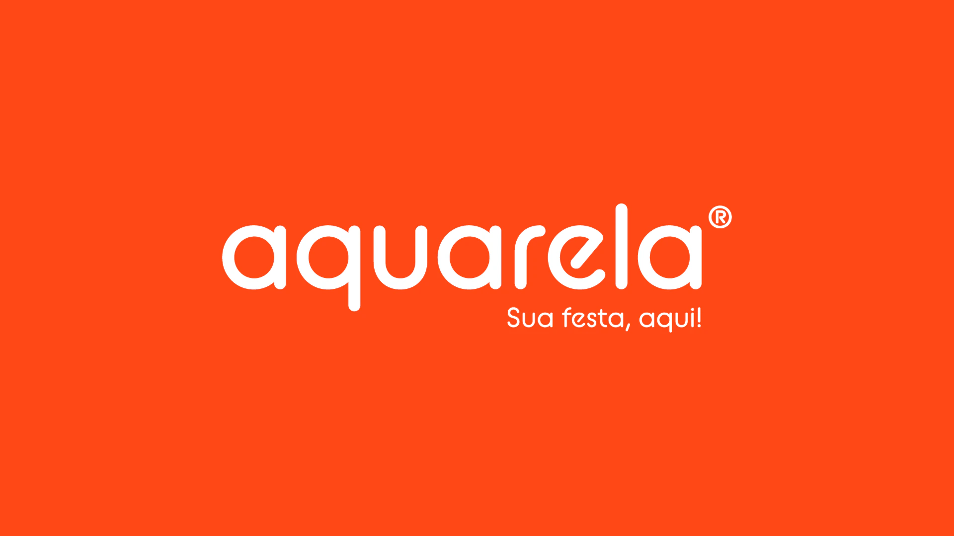 Logotipo aquarela em branco sobre laranja com “Sua festa, aqui!”