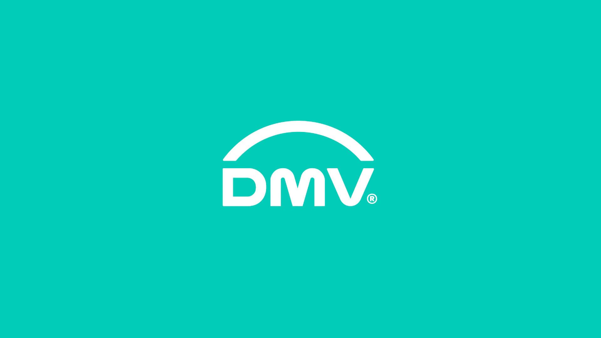 Logotipo DMV em branco sobre verde-azulado