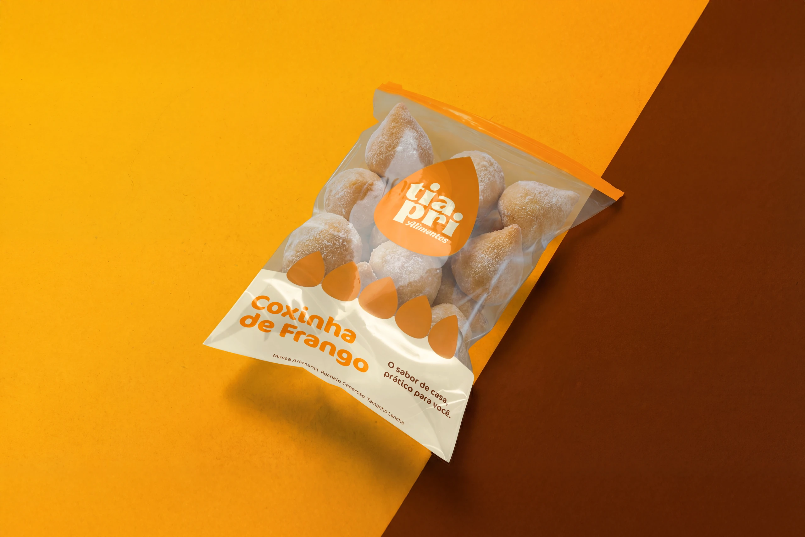 Embalagem de coxinha congelada da Tia Pri
