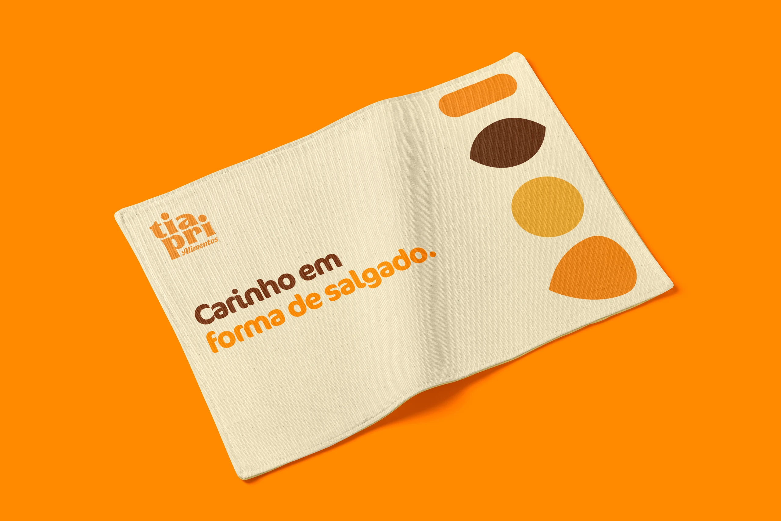 Jogo americano “Carinho em forma de salgado.”