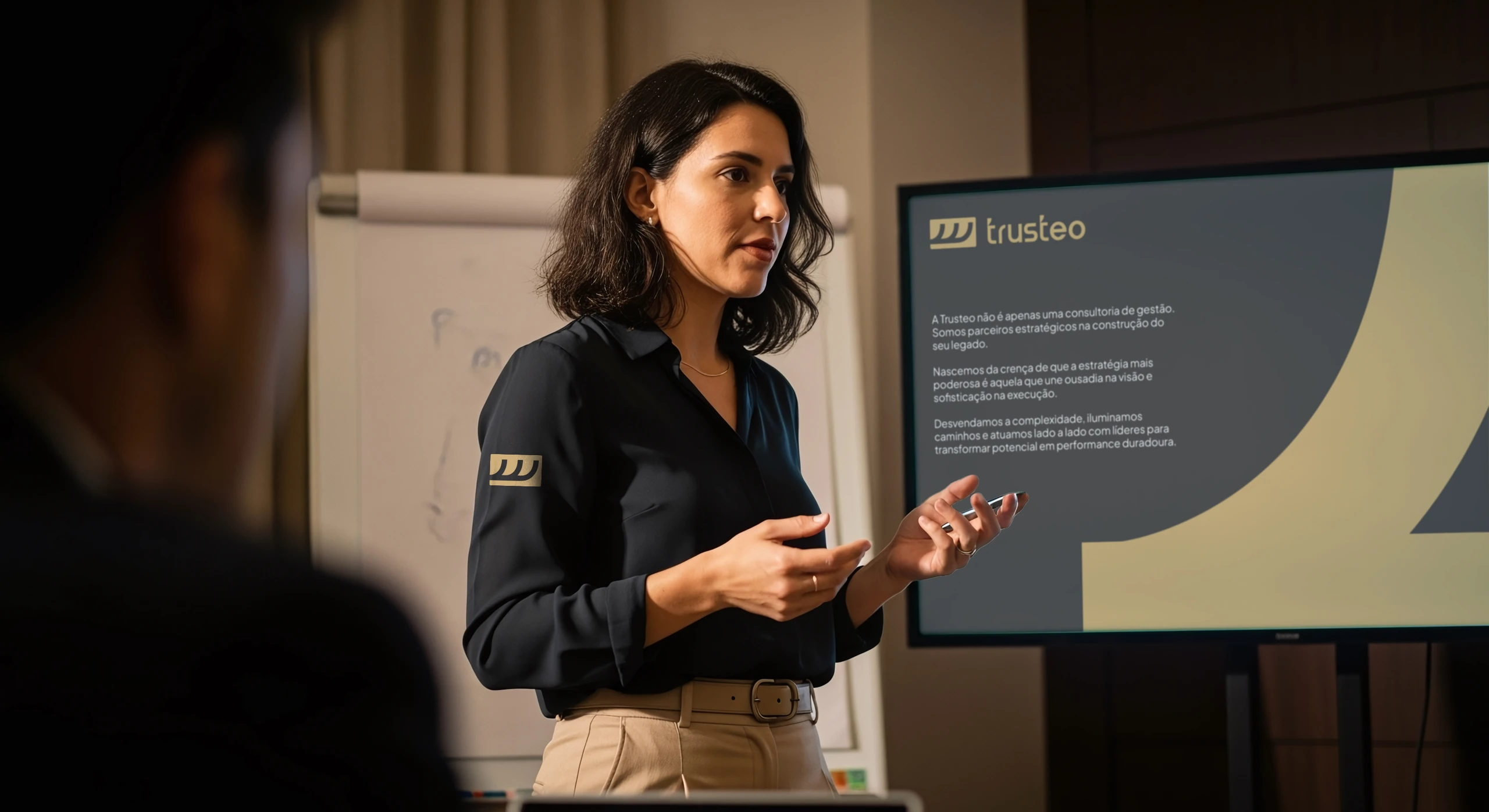 Apresentação com a identidade da Trusteo